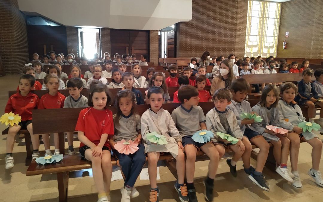 Ofrenda a la Virgen María